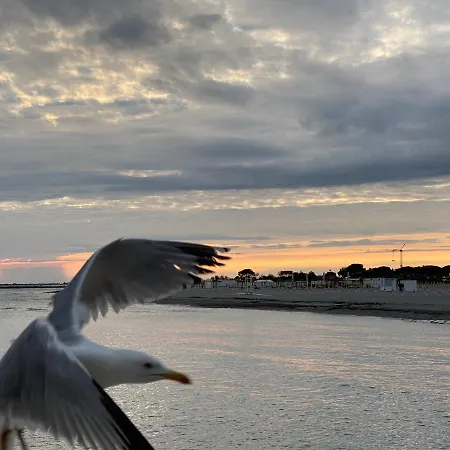 Mit Meerblick Am Costa Azzura Apartman