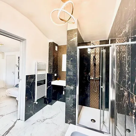 Apartment Mit Meerblick Am Costa Azzura *