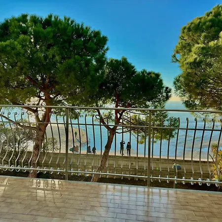 Mit Meerblick Am Costa Azzura Apartman