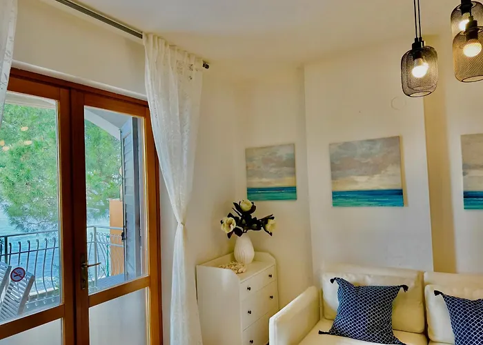 Mit Meerblick Am Costa Azzura