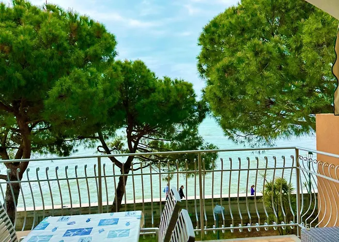 Apartmán Mit Meerblick Am Costa Azzura